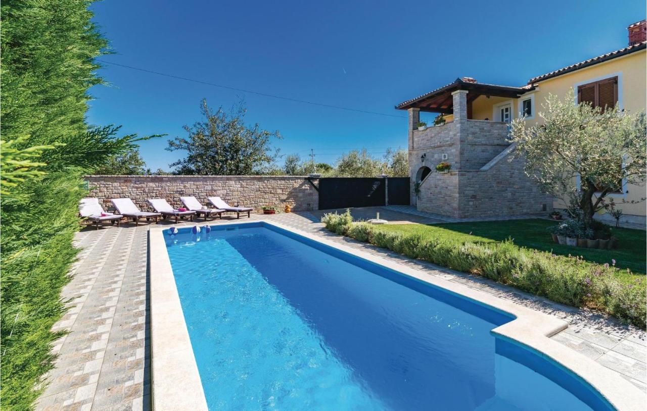 Cozy Home In Frkeci With Outdoor Swimming Pool Barban Εξωτερικό φωτογραφία